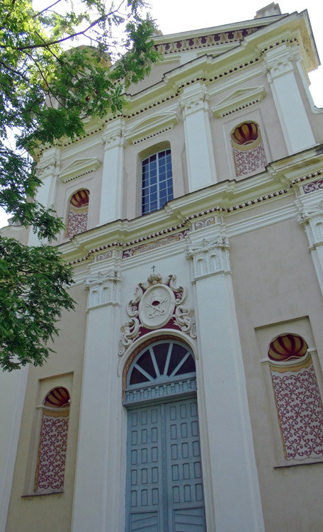 Eglise Saint-Pierre & Saint-Paul à Piedicroce (sur le côté)