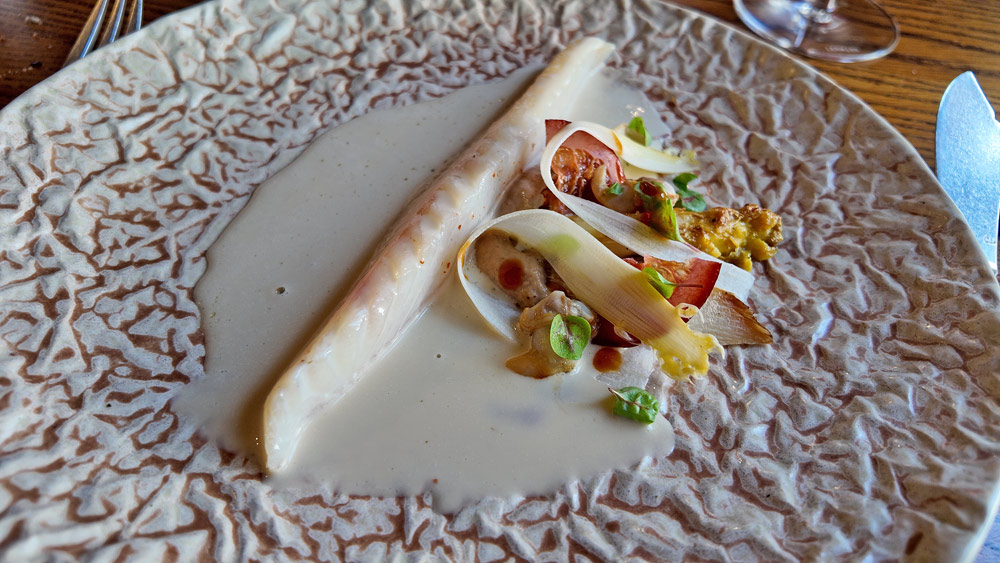 Saint-Pierre de ligne, première asperge blanche, orange sanguine et coques