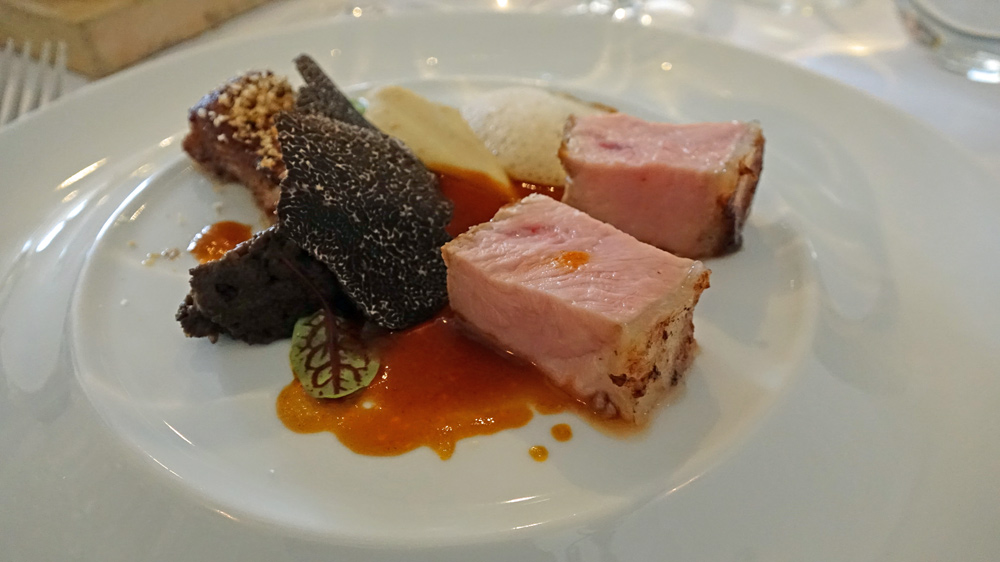 Longe de veau | céleri rave | ris de veau | champignons | noisette | jus de veau 