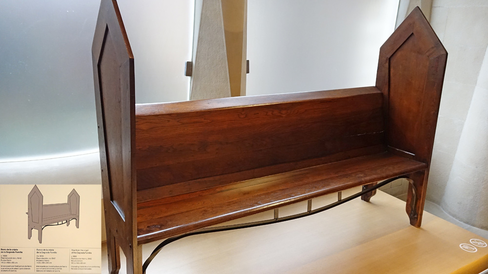 Banc de la crypte de la Sagrada Familia