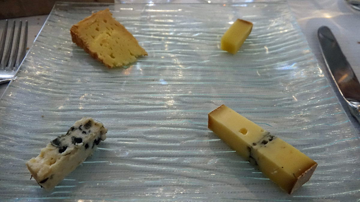 Mes 4 fromages : Livarot - Abondance - Morbier - Bleu d'Auvergne