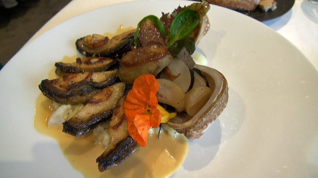 L’ormeau de Landrellec et foie gras de canard poêlés. pommes de terre écrasées