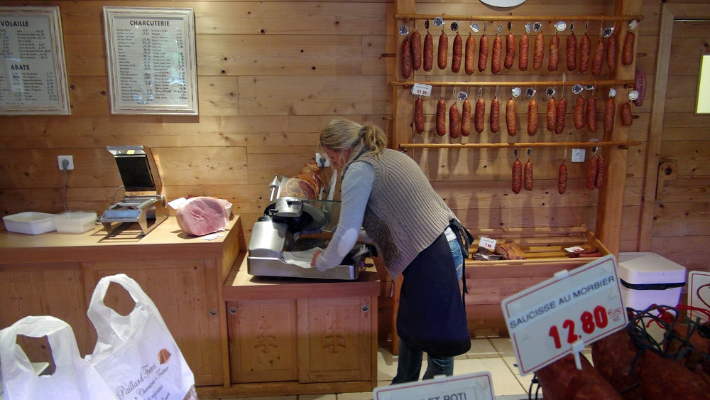 La coupe de l'excellent "Jambon cuit fumé du Haut-Doubs"
