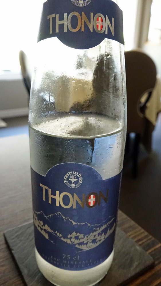 Eau minérale "Thonon"