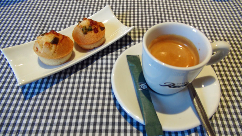 Café et muffins