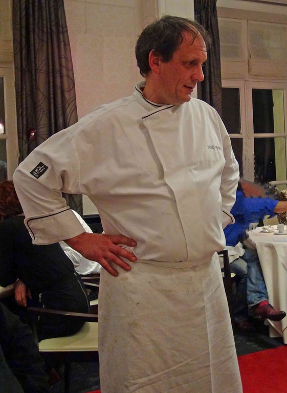 Didier Frébout en pleine discussion