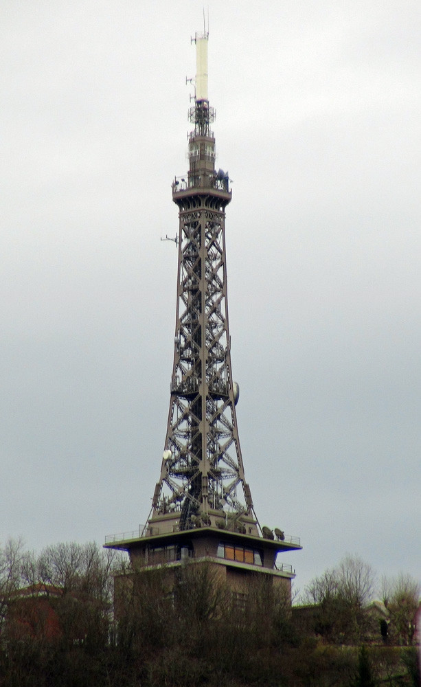 Balade sur la Saône : la petite "Tour Eiffel"