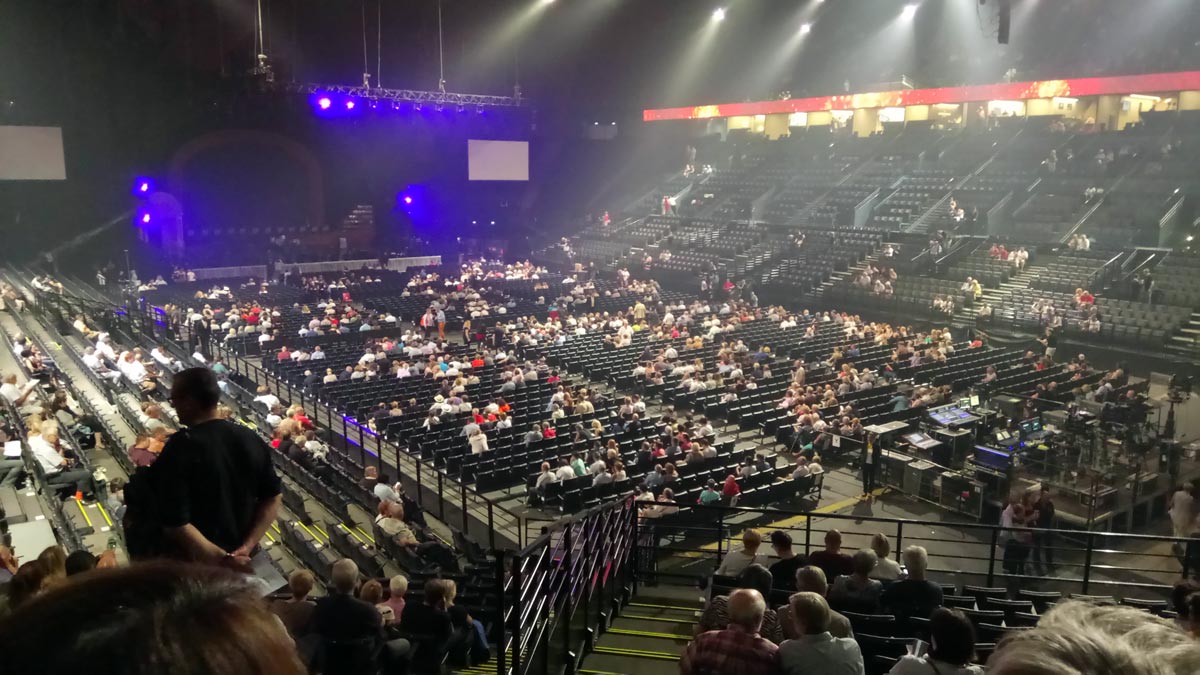 La salle du POPB vers 19 h 30 (Photo Smartphone)