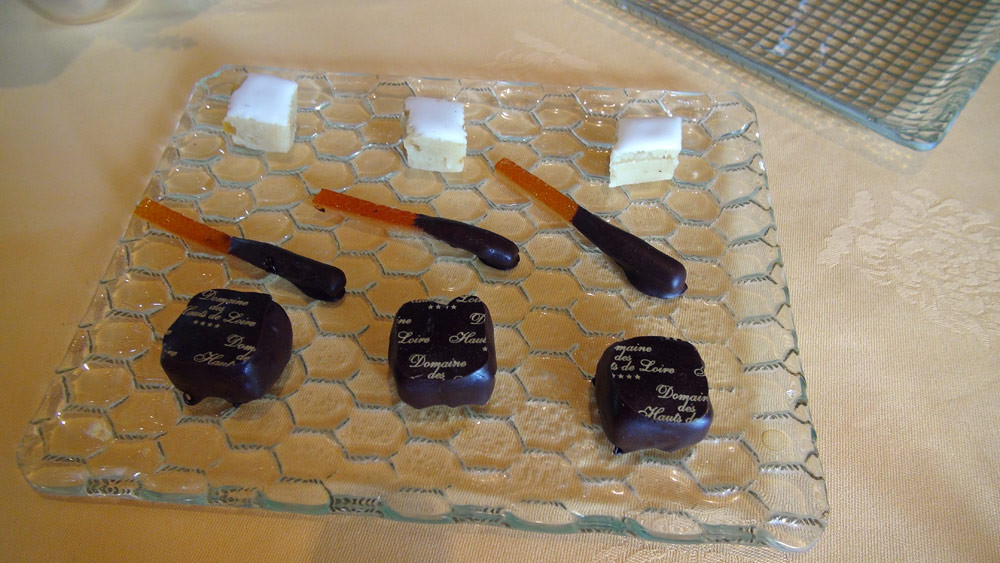 Chocolats noirs, Orangettes et Calissons au citron