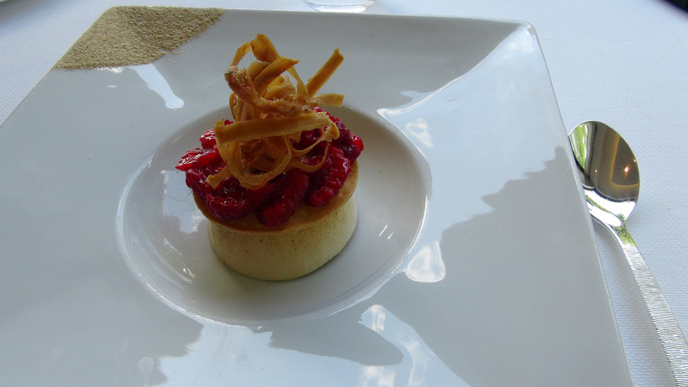 Croquant d’orange sanguine et dragée espuma d’épices