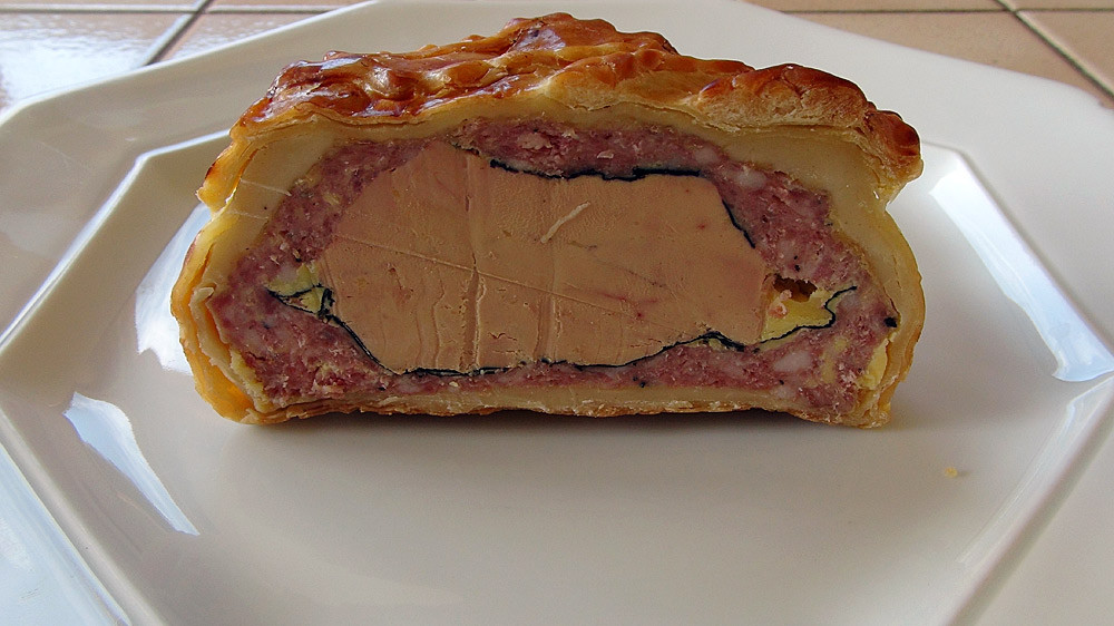 Le pâté de Périgueux en croûte, vue en coupe