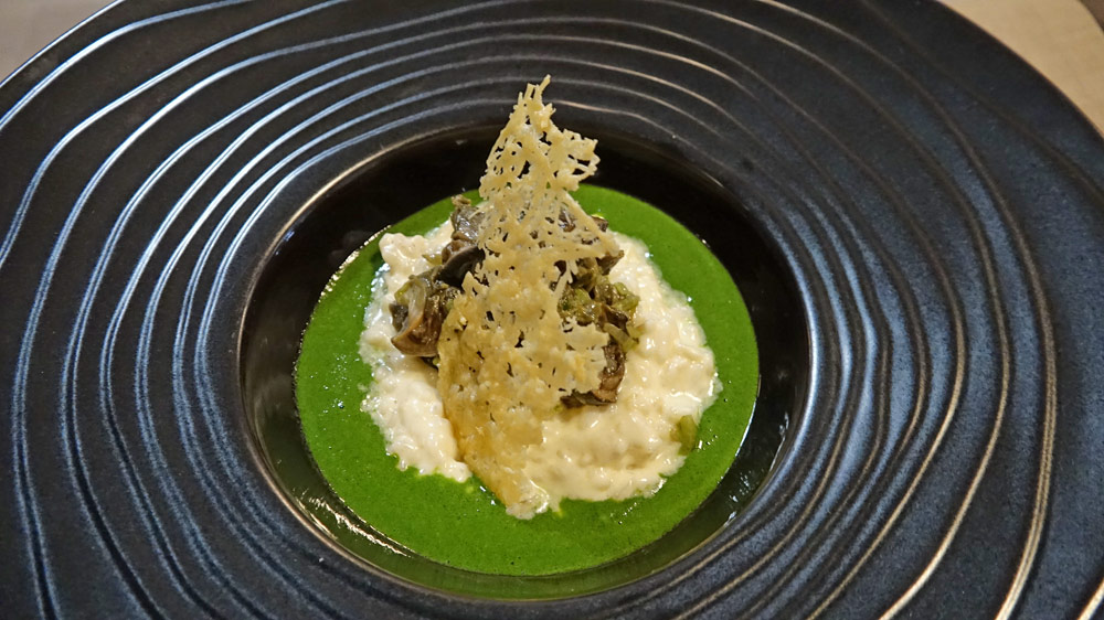 Escargots de Moulihèrne risotto Vialone, parmesan et persil