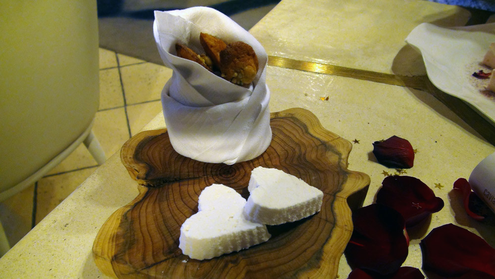 Madeleines au miel et graines de sarrasin, et des Guimauves au caramel