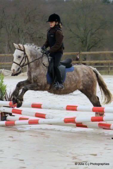 Maelys et Baba cool sont 3eme avec 74,5% (poney 3)