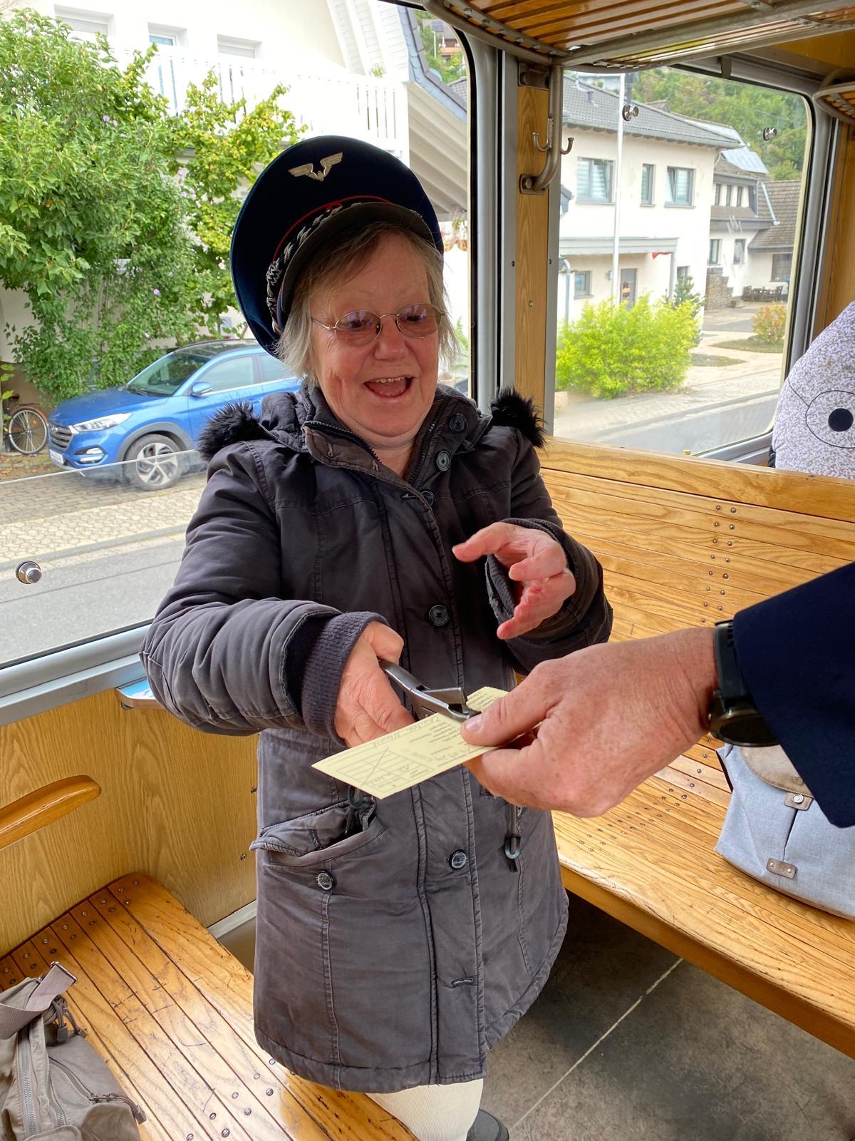 Fahrkarte bitte