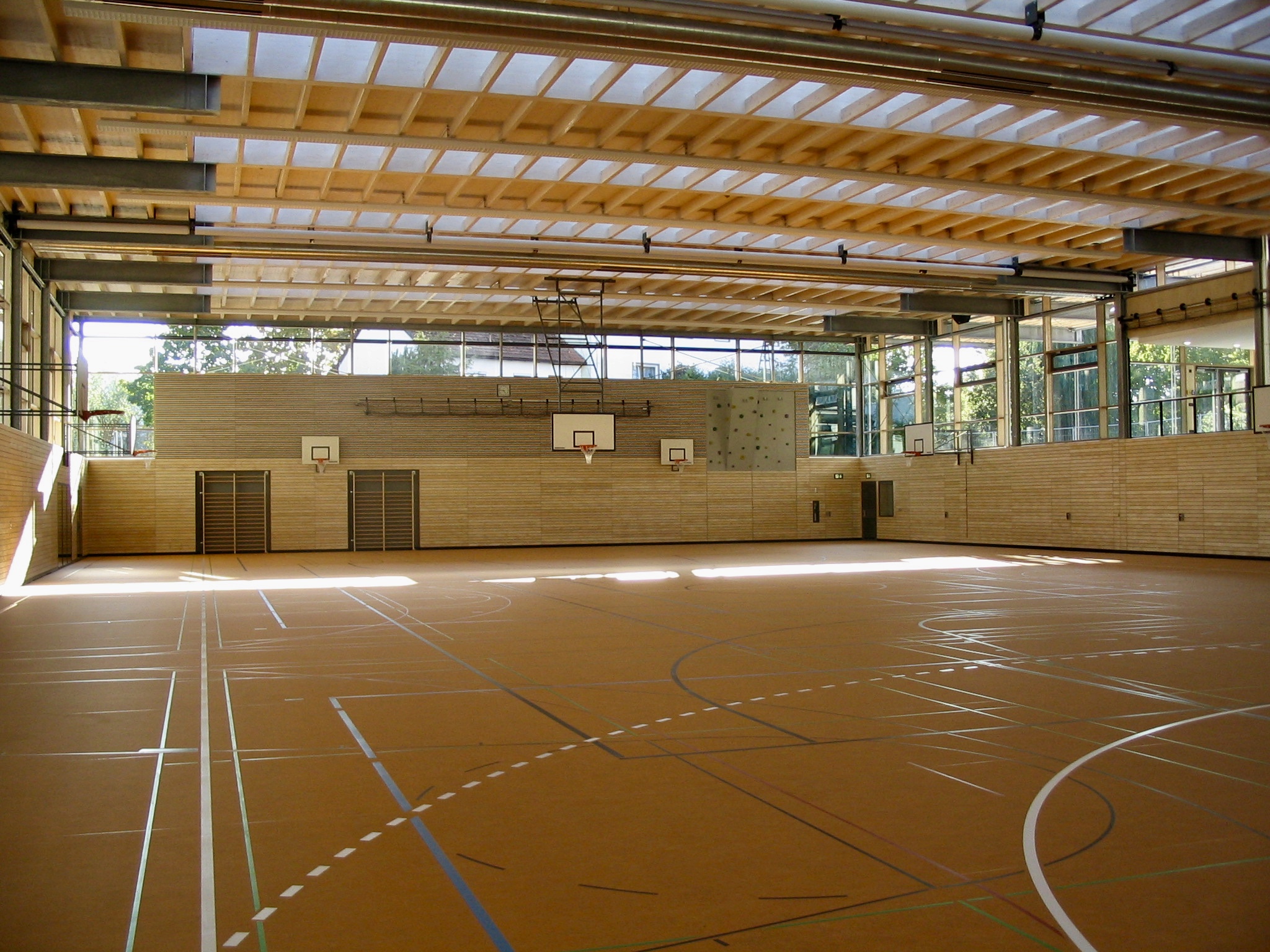 Neubau Dreifachturnhalle Herzog-Tassilo Realschule 2003