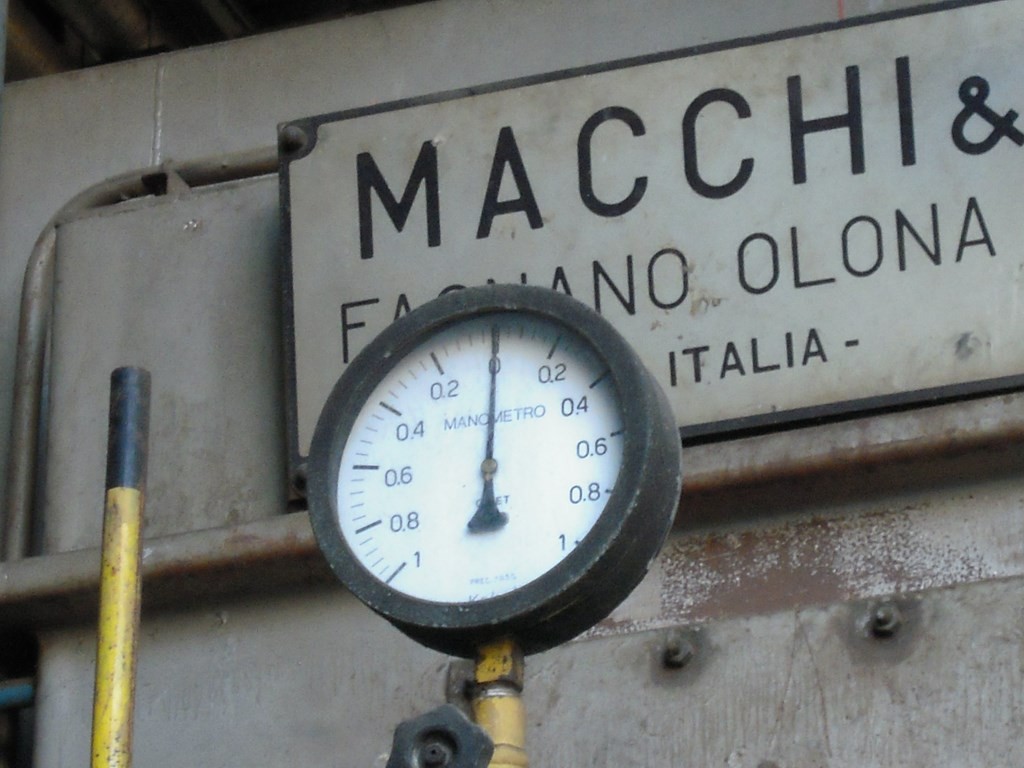 Pressodeprimometro su linea erogazione gas a bruciatore toroidale - Caldaia (oramai solo) didattica - Centrale A2A Lamarmora BS