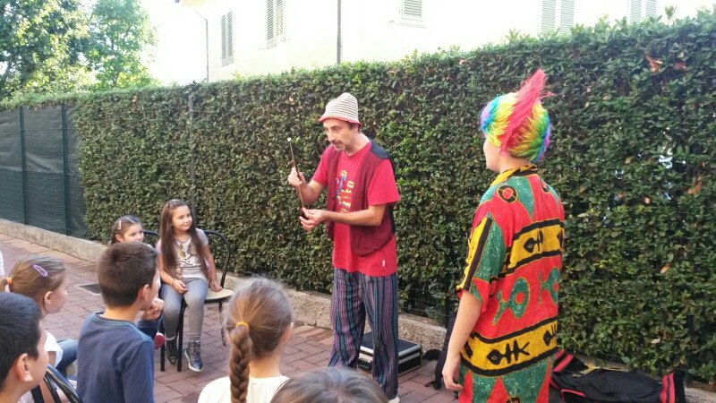 animazione feste bambini compleanni matrimonio mago bolle di sapone burattini marionette lucca viareggio pisa livorno pistoia prato firenze empoli 