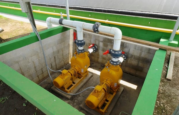 High-efficiency tropicalized anaerobic digester for livestock manure