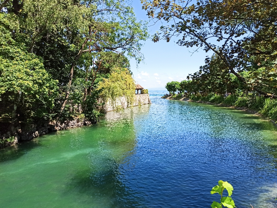 Auch Konstanz