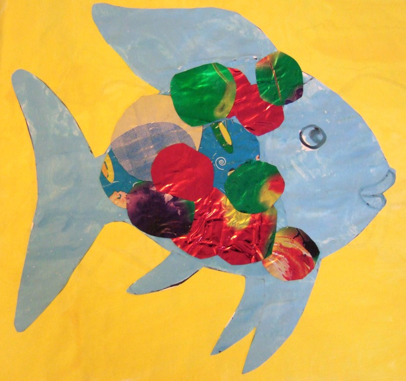 ...viveva il pesce più bello di tutti i mari. Le sue scaglie brillavano di tutti i colori dell'arcobaleno ed è per questo che tutti lo chiamavano Arcobaleno.