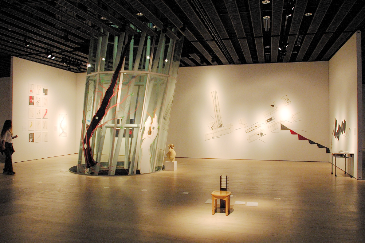せんだいメディアテーク「リテーク─とらえなおされる日常」展（2002）展示風景