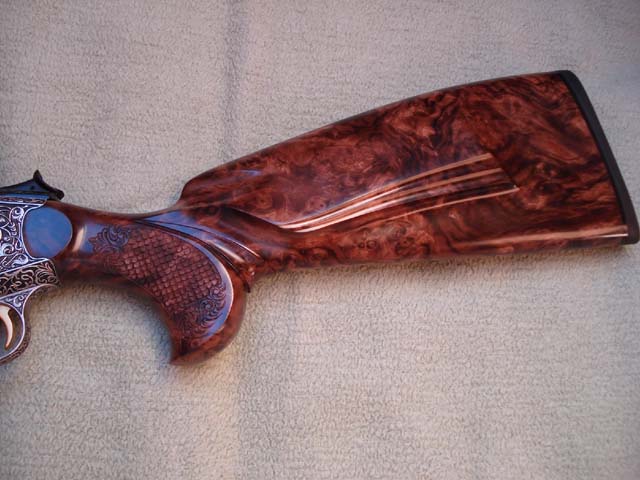 Blaser R8 Schaft von Sommer Exklusiv veredelt - edles Wurzelholz