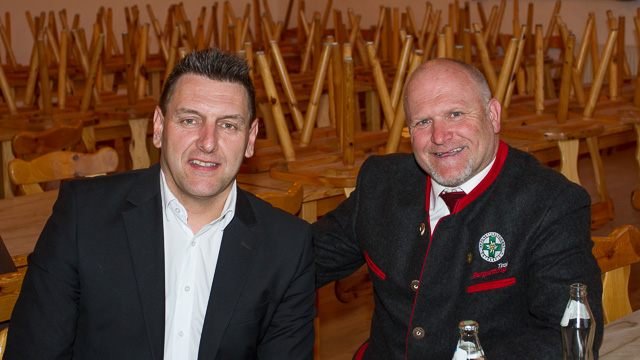 BGM Birgitz Markus Haid und Bergrettungs-Ortsstellenleiter Josef Gspan