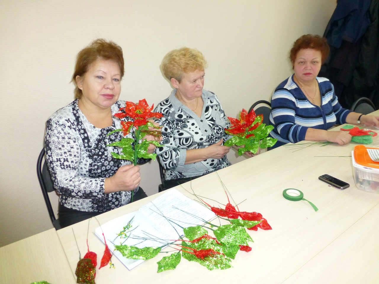 22.12.2012 - Урок по сборке "Рождественской звезды"