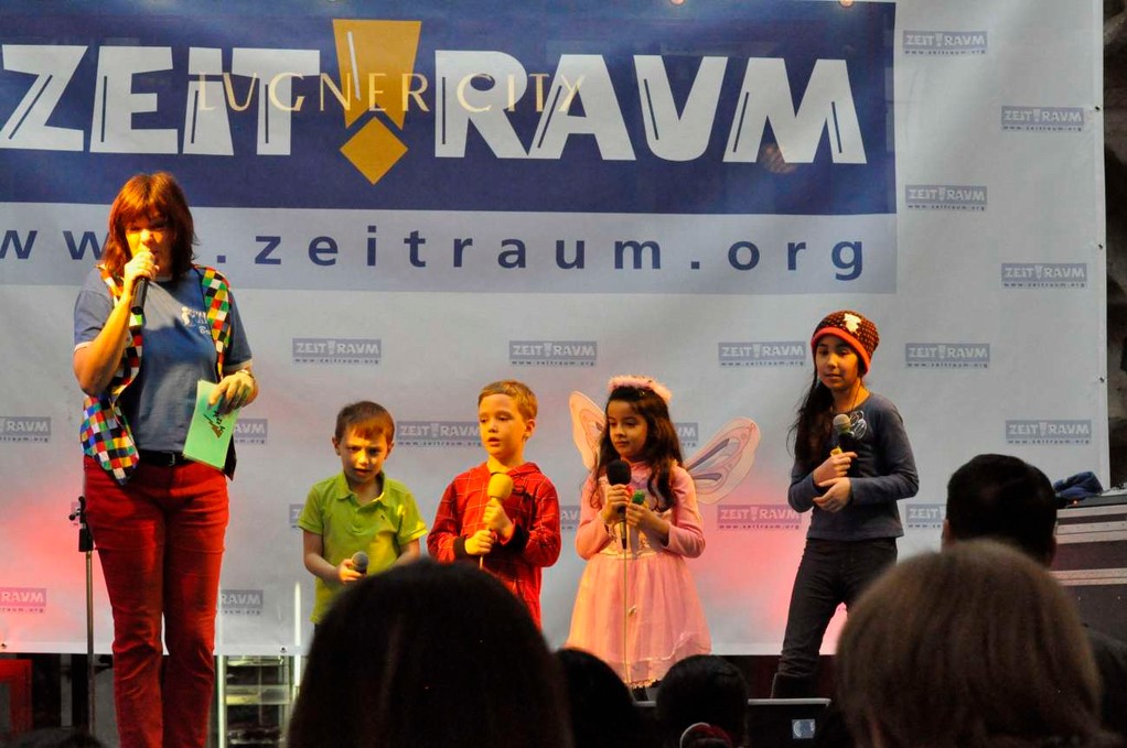 KIGRU Show - kids auf der Bühne