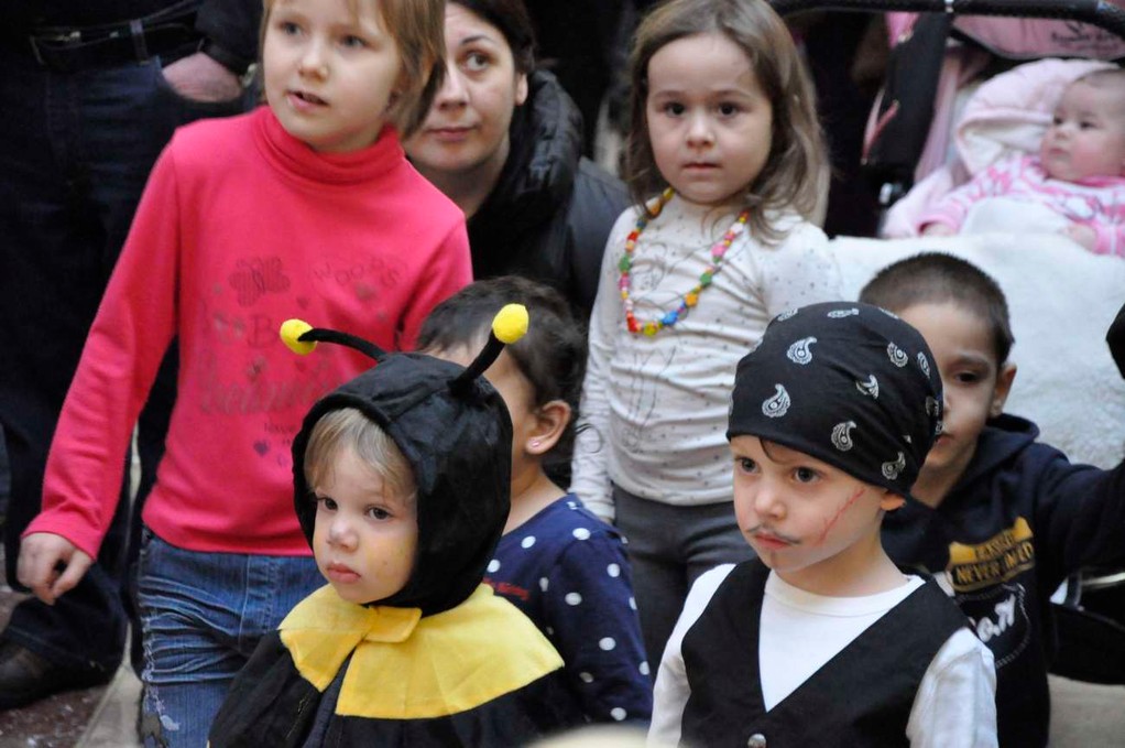 KIGRU Show - verkleidete kids