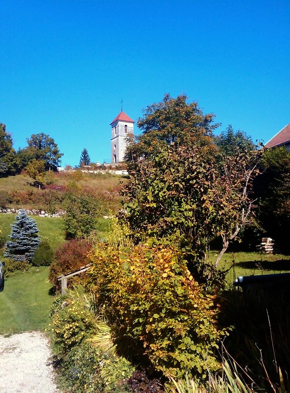 l'église de MONTCUSEL