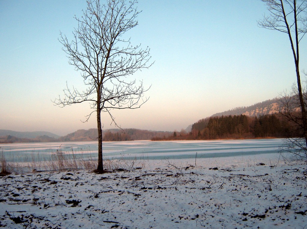 retour par le lac d'Ilay pris par le gel