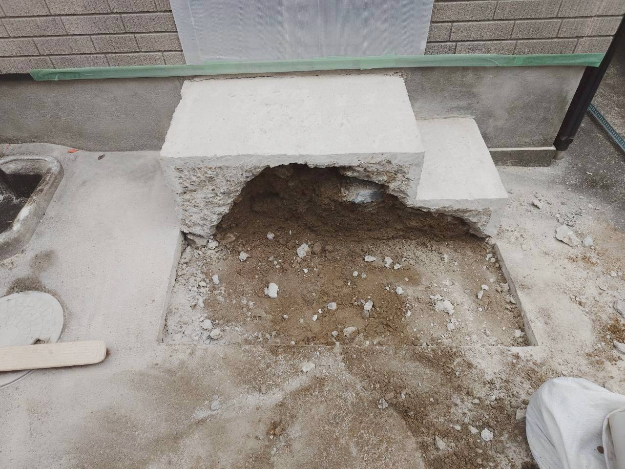 施工中