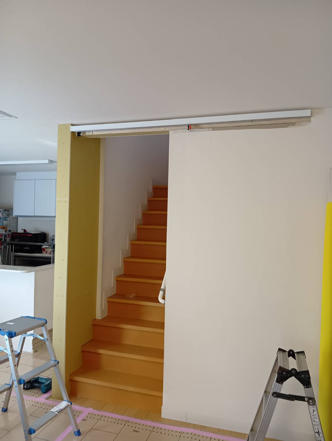 施工中