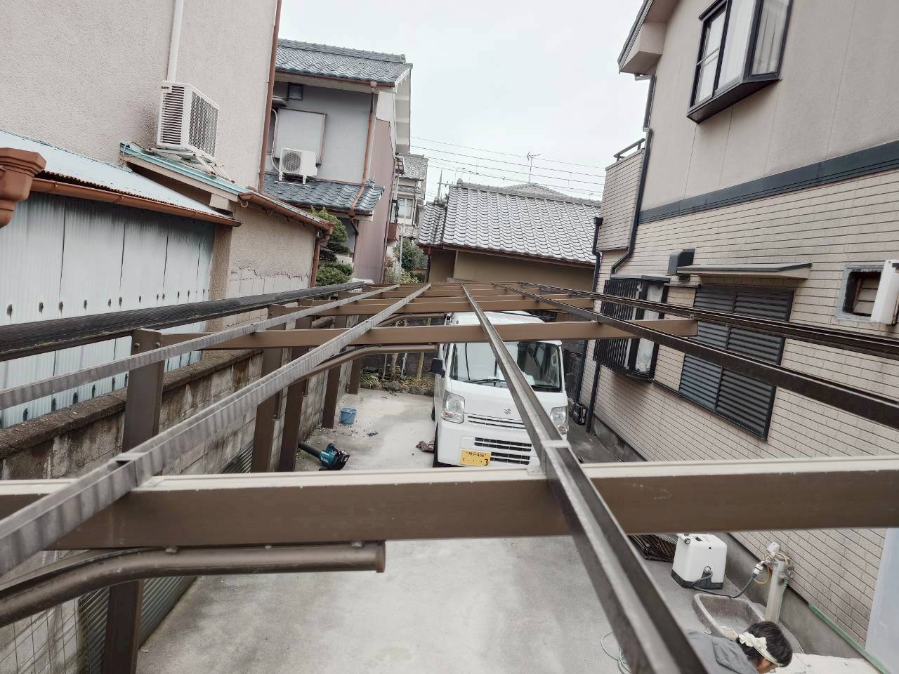 施工中
