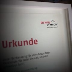 Urkunde im Kastenrahmen eingelegt - Konservatorische Rahmung 