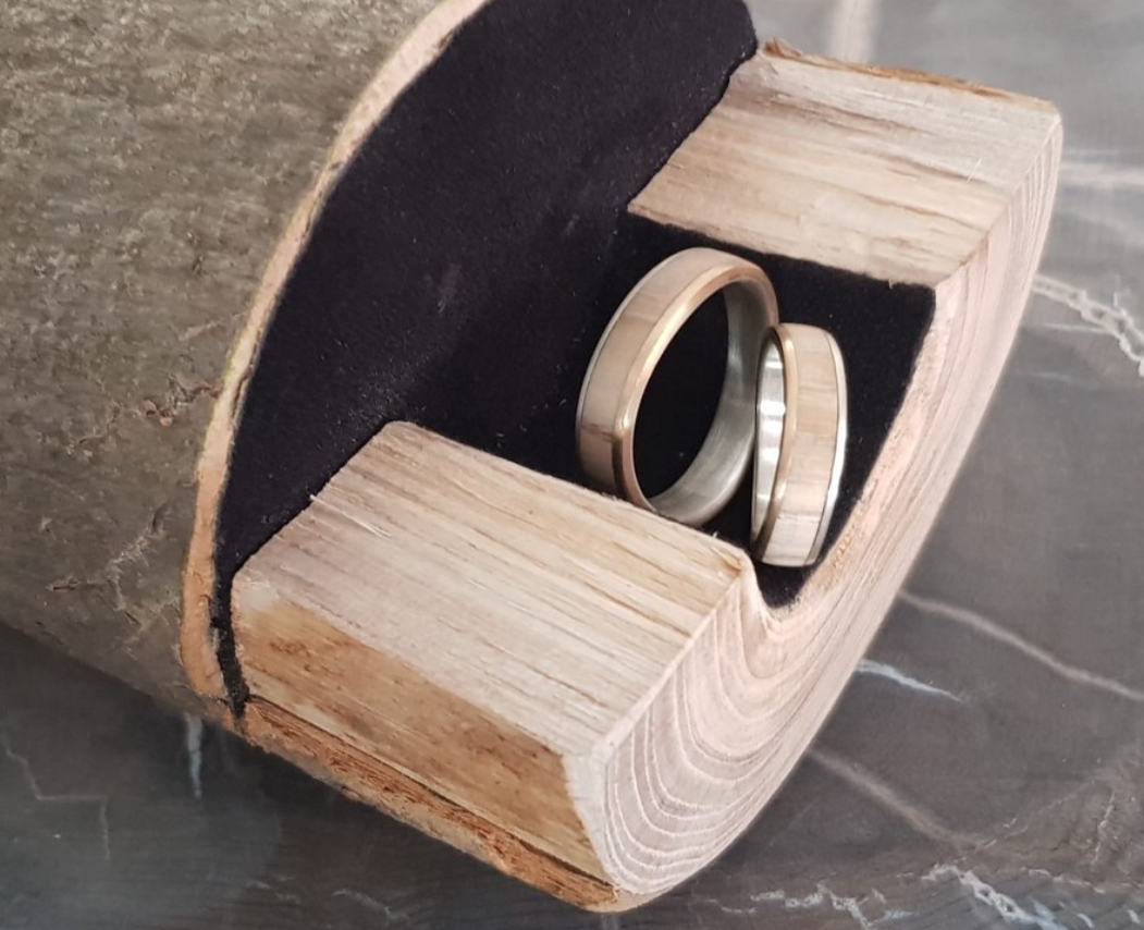 Rotgold / Silber mit Kastanienholz