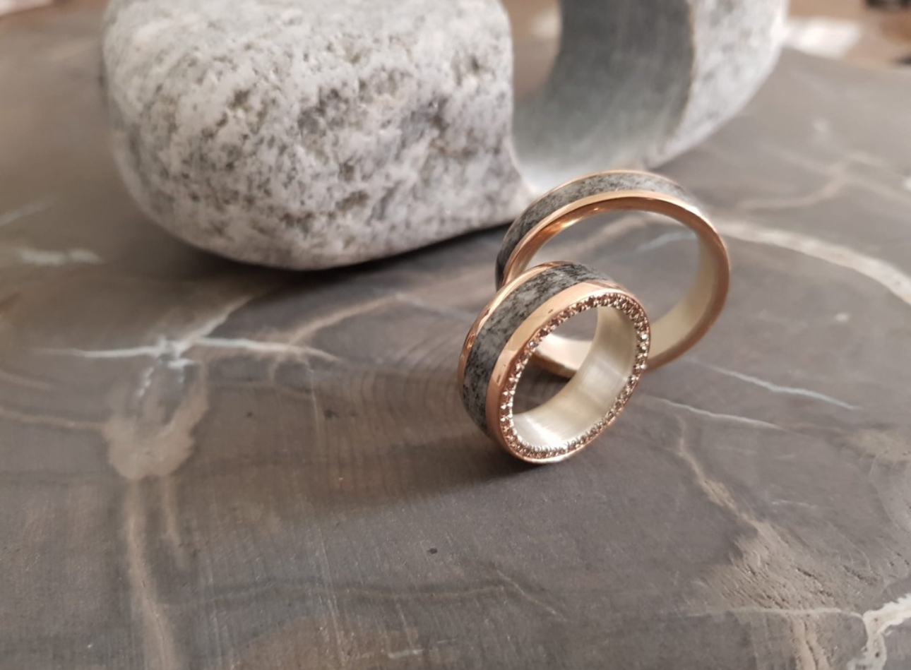 Rotgold / Silber mit Granit und Champagner Diamanten 