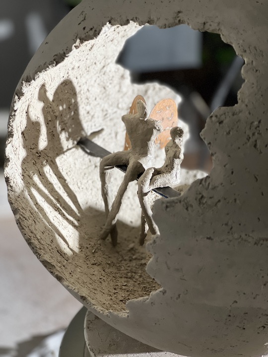 November 2022: Pam Jonas X LokSchuppen Dillingen Kunst. Winter. Markt.