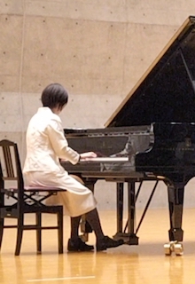 大人になって叶えた夢♡自信ゼロだった私がピアノの舞台に立った日