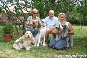 Avec mes parents et Fiona la Barzoï.