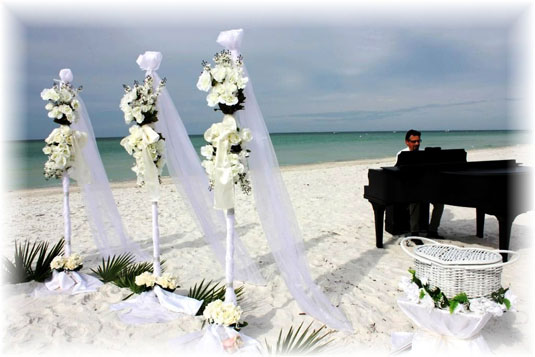 Heiraten am Strand von Florida muss kein Traum bleiben, wir kümmern uns um alle Formalitäten wie Apostille und deutsche Übersetzungen. Sprechen Sie uns an zu weiteren Informationen zu Ihrer Hochzeit in Florida. 