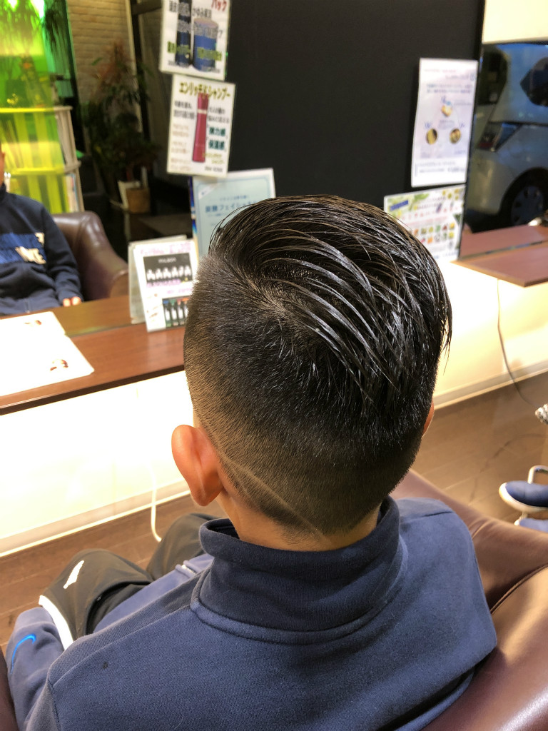 ヘアカタログkids 18 Hair Make Artista 24時間ネット予約が可能 駐車場有り イルミナカラー導入 ヘアカタログkids 18 Hair Make Artista 24時間ネット予約が可能 駐車場有り イルミナカラー導入