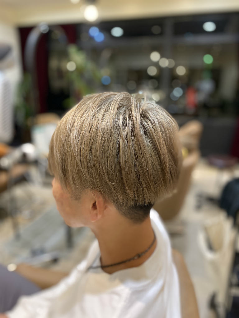 ヘアカタログmen's2022 - HAIR&MAKE artista 24時間ネット予約が可能