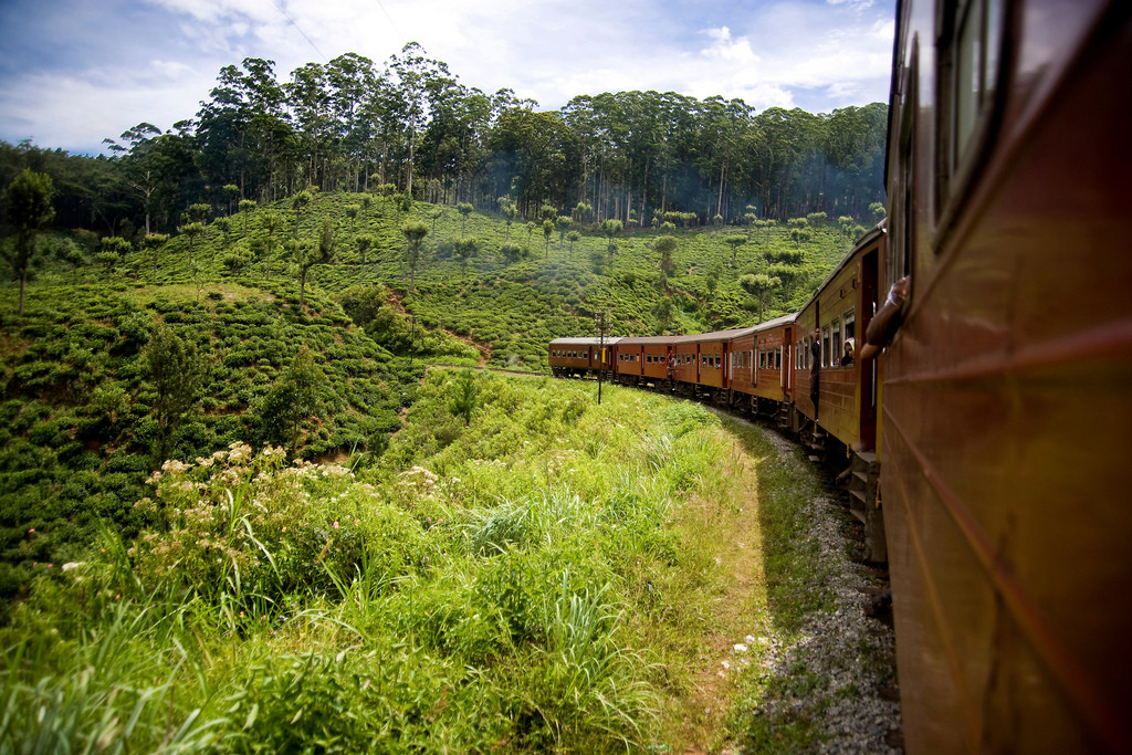 train to kandy