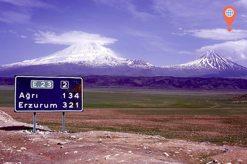 turkish iranian boarder