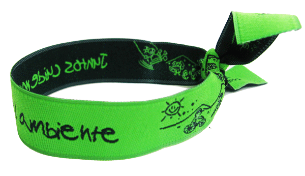 Pulsera bordada