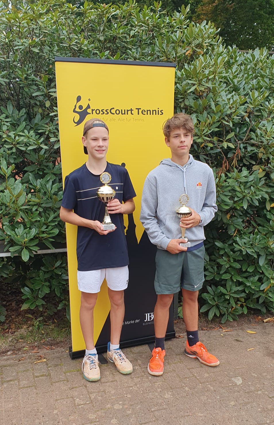 1. Platz für Bennet Sprysch (links) 2. Platz Philippe de Nebendahl (rechts) 31. HEAD Outdor Junior Open 