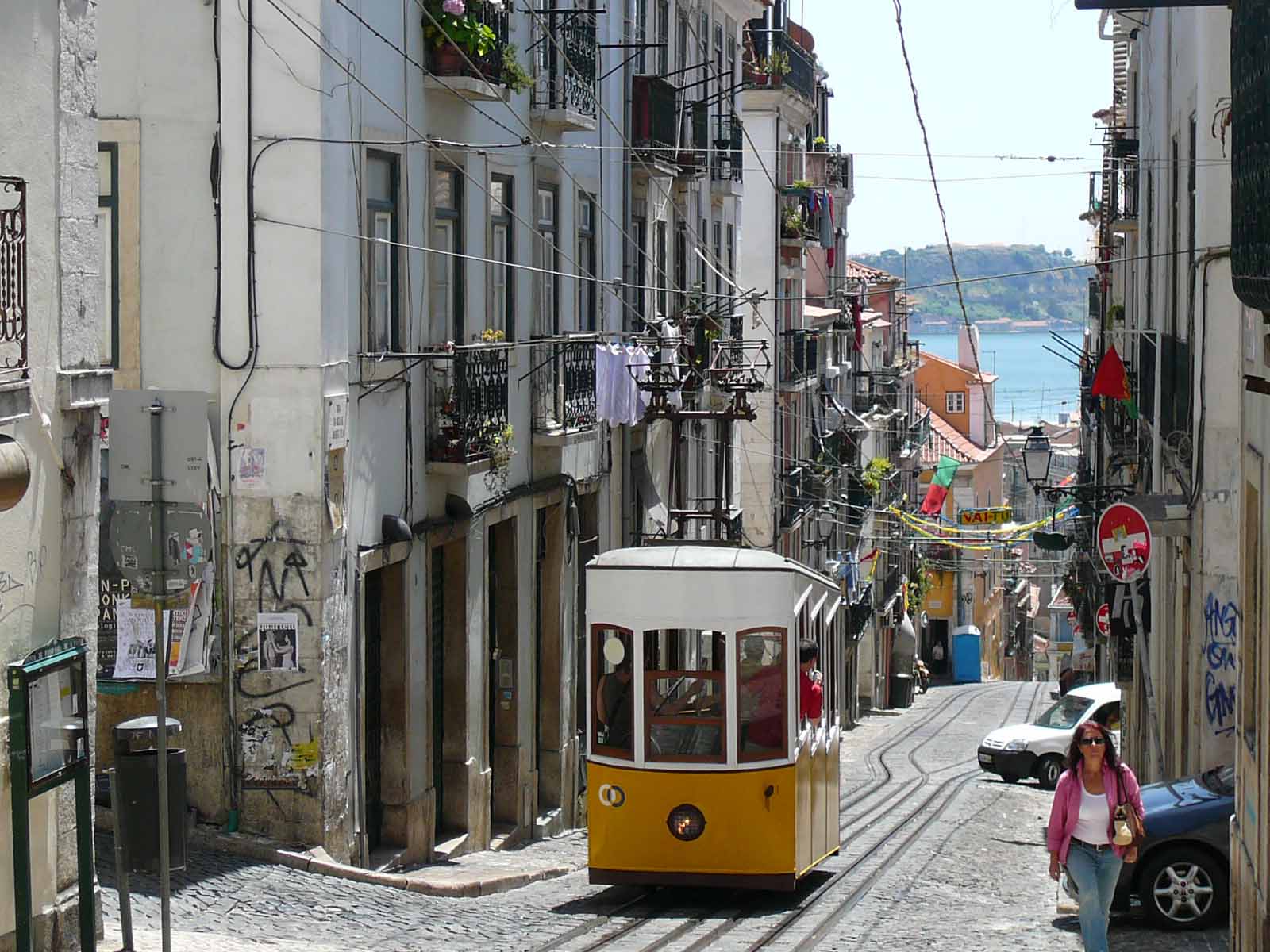 ポルトガル　リスボン　路面電車